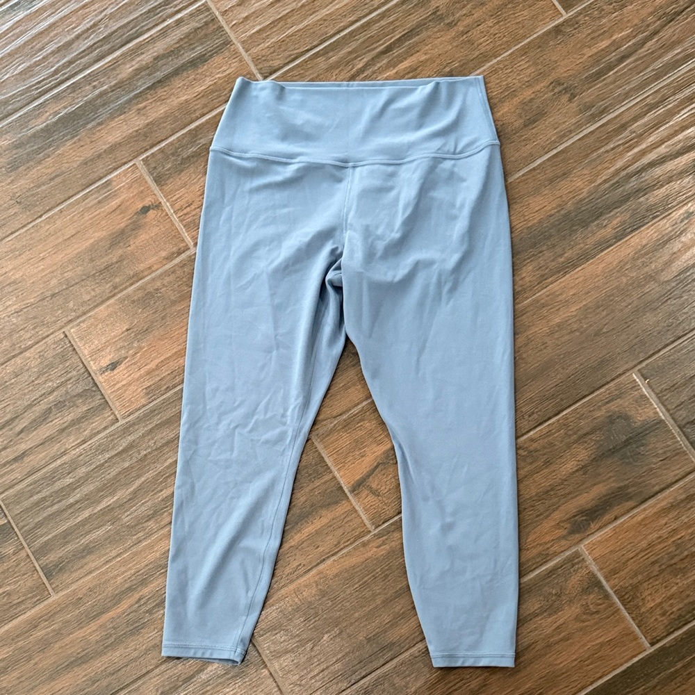 Athleta Ultra High Rise Elation
7/8 Tight Leggings